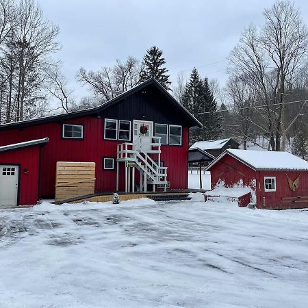 Froggy Goggle Barn Apartamento Marathon Exterior foto