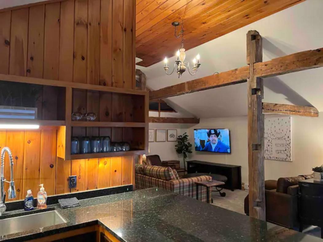 Froggy Goggle Barn Apartamento Marathon Exterior foto