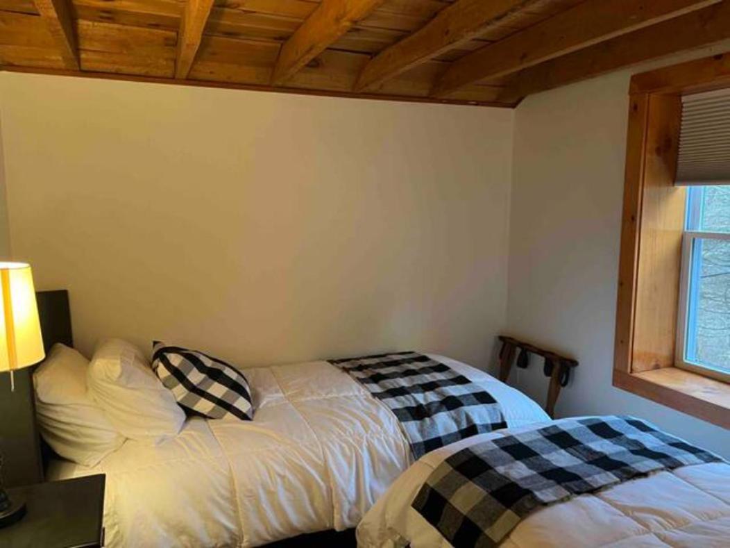 Froggy Goggle Barn Apartamento Marathon Exterior foto