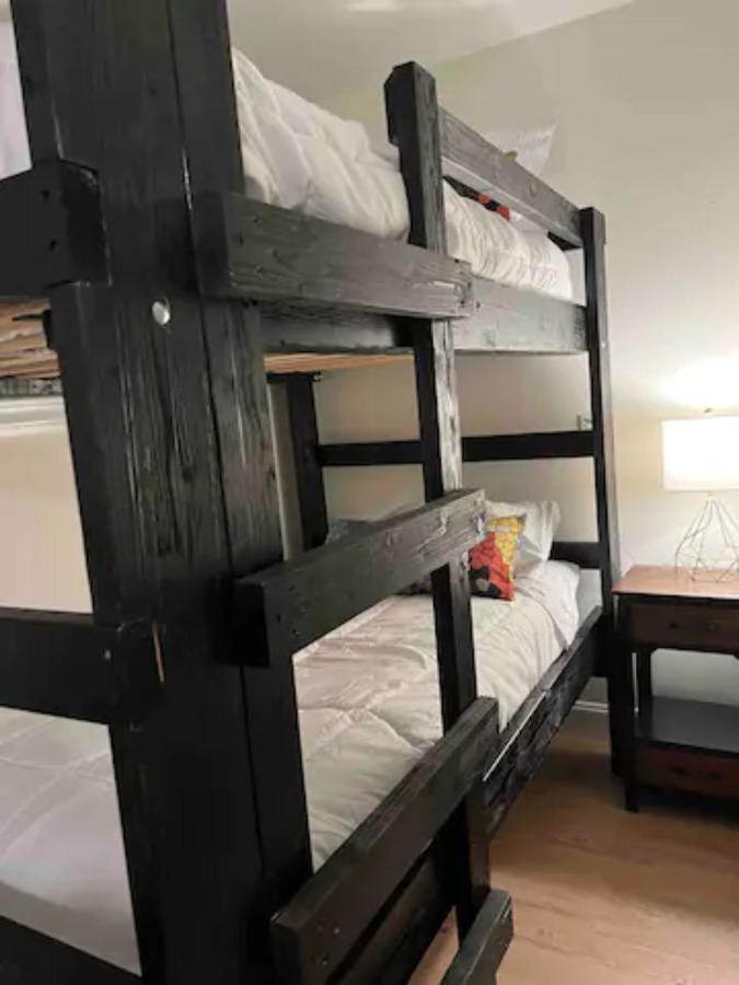 Froggy Goggle Barn Apartamento Marathon Exterior foto