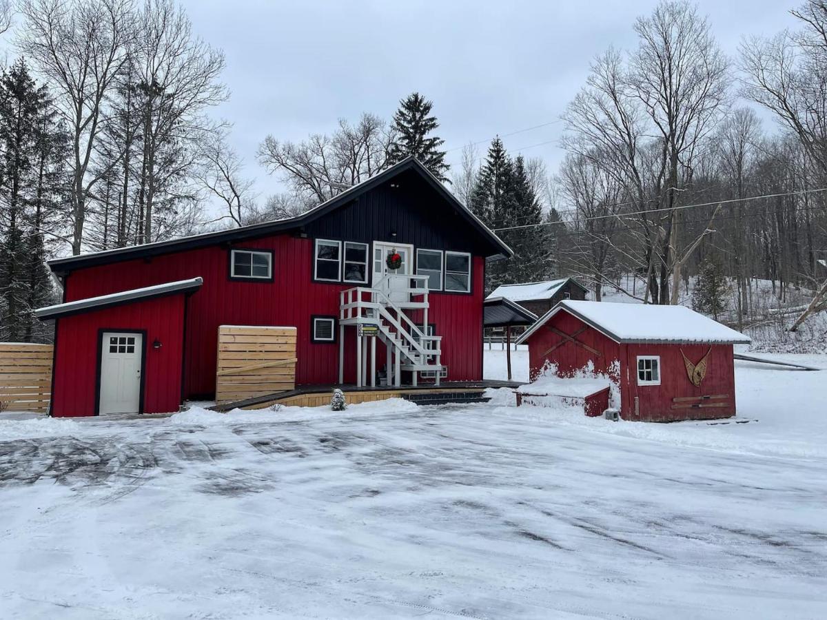 Froggy Goggle Barn Apartamento Marathon Exterior foto