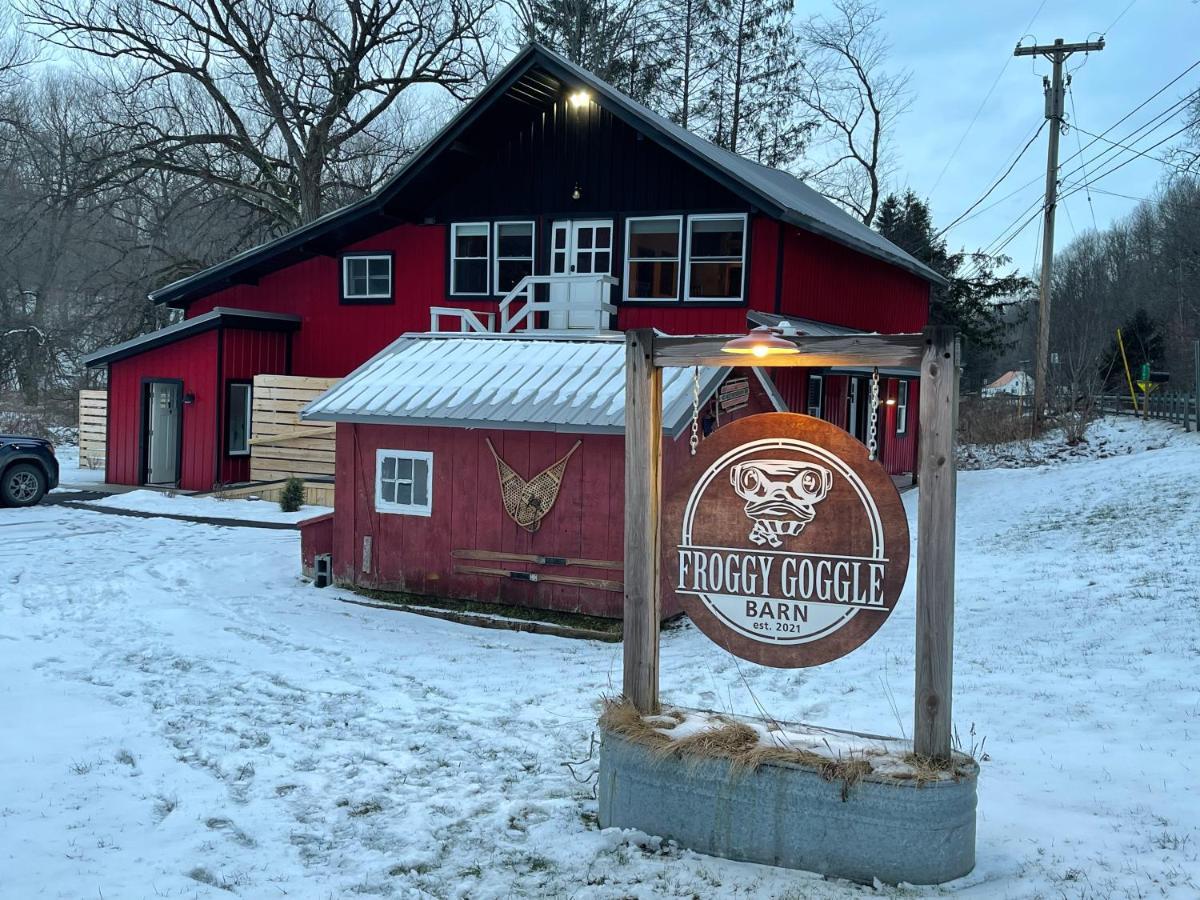 Froggy Goggle Barn Apartamento Marathon Exterior foto