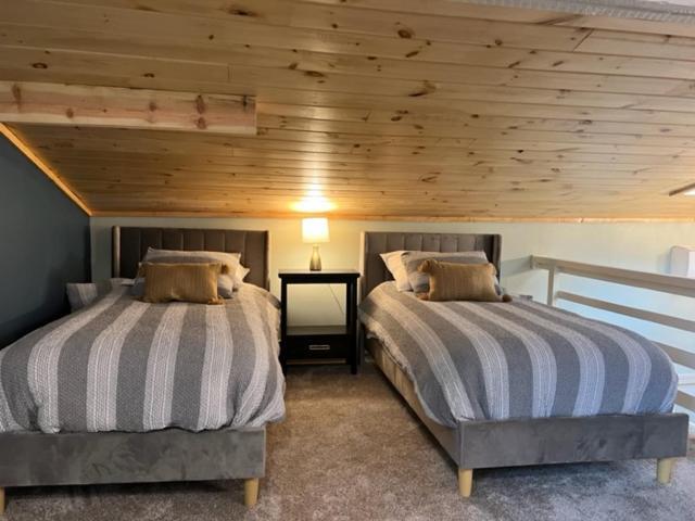 Froggy Goggle Barn Apartamento Marathon Exterior foto